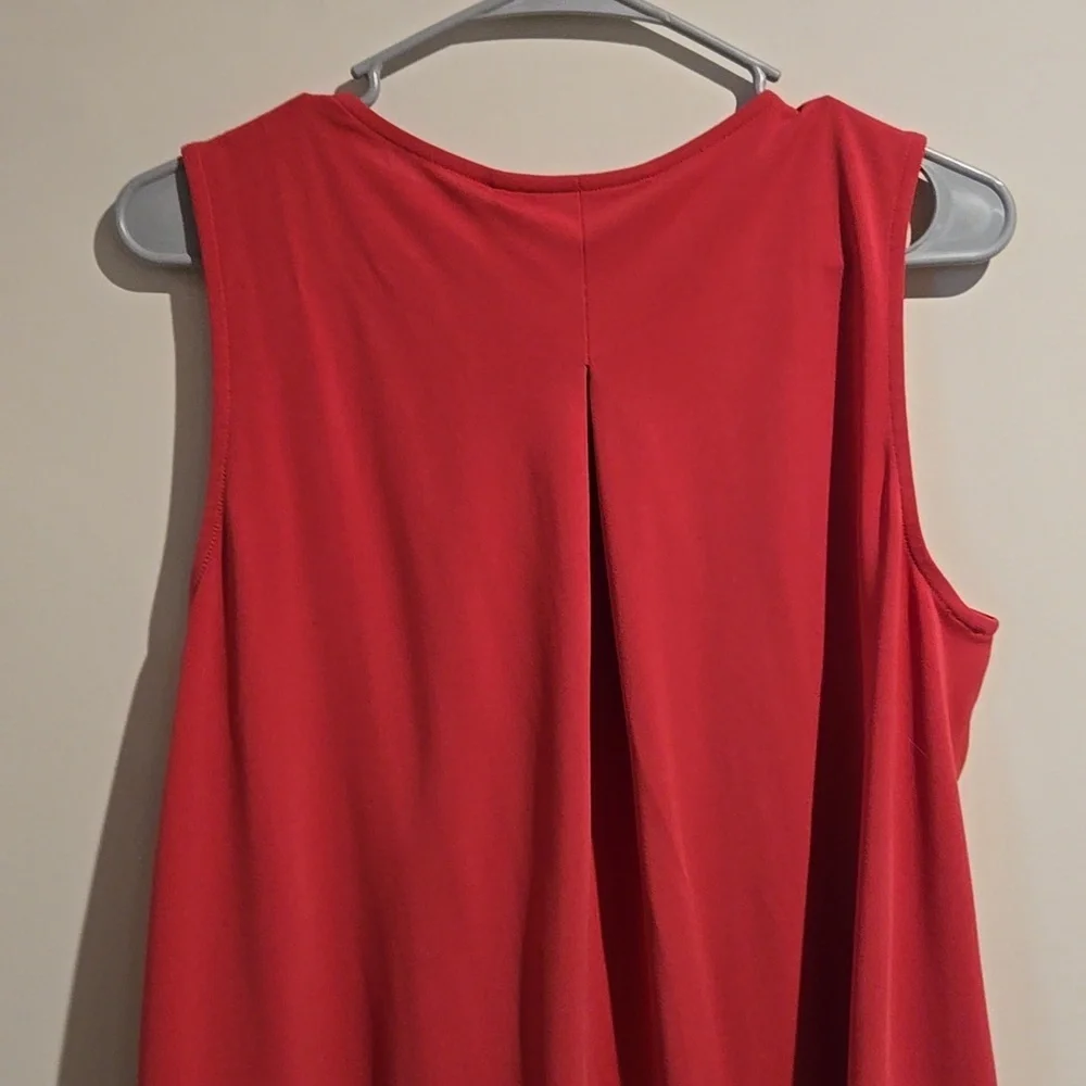 Ann Taylor pink top. Size medium. - Picture 5 of 7